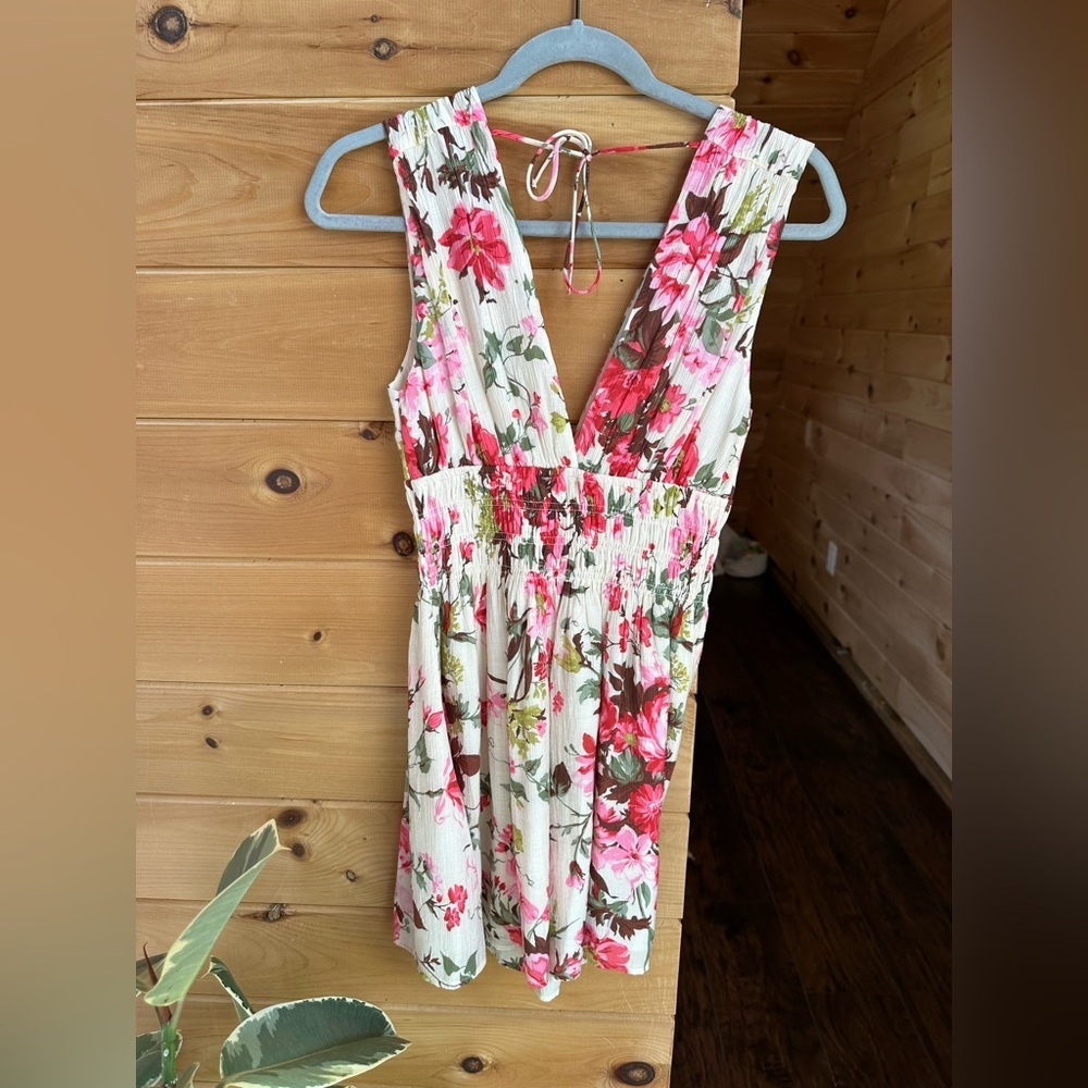 Abercrombie & Fitch Floral Plunge Dress - Picture 2 of 3